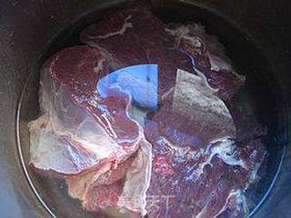 自制牛肉松的做法步骤:2