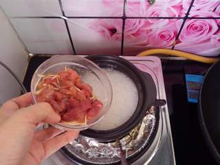 芥菜瘦肉粥的做法步骤:6