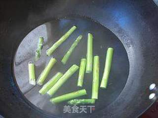 芦笋牛肉焗饭的做法步骤:3
