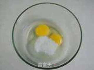 【老式鸡仔糕】--- 八十年代孩子们最喜欢的蛋糕的做法步骤:2