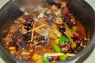 自制家庭版麻辣红汤火锅的做法步骤:2