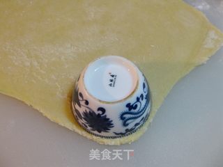 经典贺年酥角与蛋散的做法步骤:9