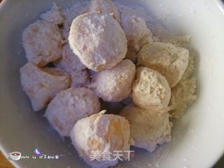拔丝苹果的做法步骤:4