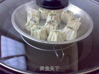京葱鲜肉烧卖的做法步骤:6
