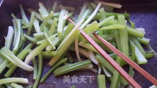 凉拌芹香鸡珍的做法步骤:4