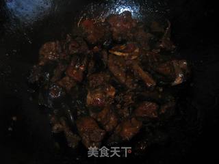 香菇烧排骨的做法步骤：9