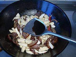 腊猪脸炒杏鲍菇的做法步骤:10