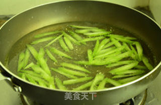 西芹百合的做法步骤:3