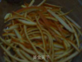 糖渍橙皮的做法步骤:2
