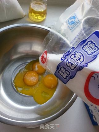 肉松菠菜蛋糕卷的做法步骤:3