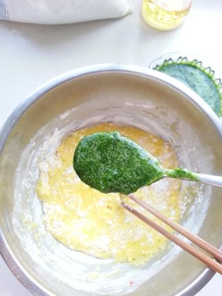 肉松菠菜蛋糕卷的做法步骤:7