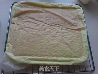 肉松菠菜蛋糕卷的做法步骤:17