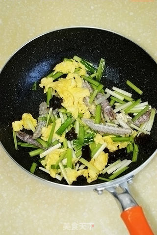 韭黄炒虾爬子肉的做法步骤:6
