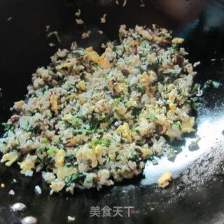 芥末鸡蛋炒饭的做法步骤：7
