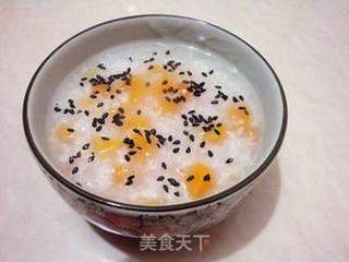 芝麻红薯粥的做法步骤:7