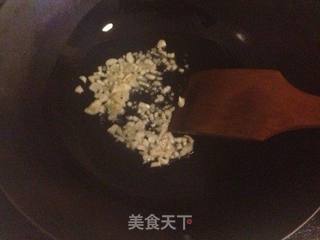 芝士熏肉披萨的做法步骤:2