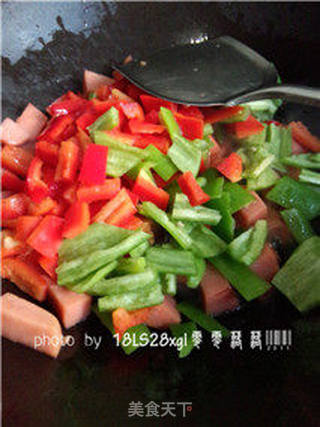 私房菜:双椒炒火腿的做法步骤:4