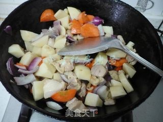 咖喱鸡肉饭的做法步骤:7