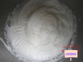 蒸蛋糕——祝大家节日快乐的做法步骤:2