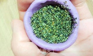 花朵紫薯饼~~~~女人如花的做法步骤:5