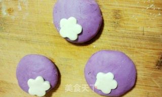 花朵紫薯饼~~~~女人如花的做法步骤:8