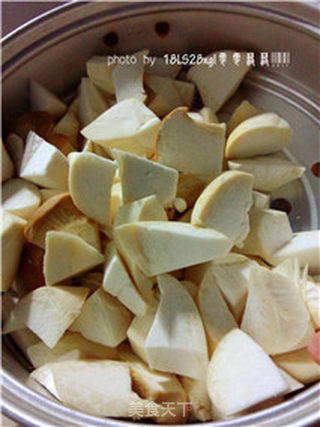黑椒盐烤杏鲍菇的做法步骤:2