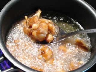 香辣田鸡腿的做法步骤:5