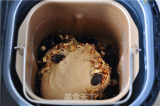 肉桂果仁全麦包的做法步骤:7