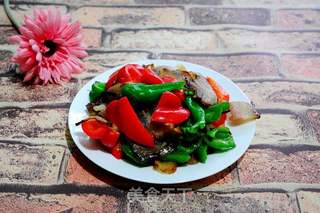 青红椒炒腊肉的做法步骤:4