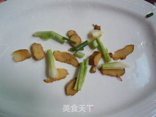 【清蒸鲈鱼】的做法步骤:5