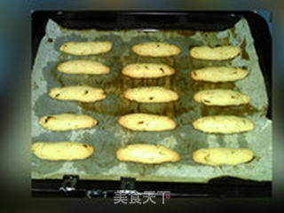 橄榄油辣味饼干的做法步骤:12