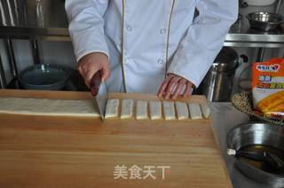 无铝健康油条的做法步骤：9