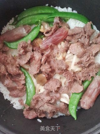 美味简餐——香菇蔬菜牛肉饭的做法步骤:2