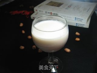 牛奶花生浆的做法步骤:4