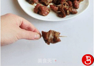 牙签羊肉的做法步骤:3