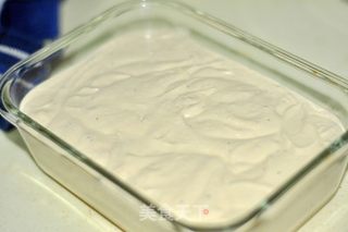 蓝樱桃朗姆酒冰淇淋的做法步骤:12
