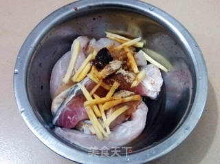鱼腩煲仔饭的做法步骤:3