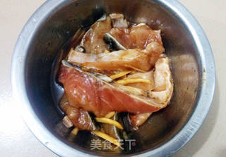 鱼腩煲仔饭的做法步骤:4
