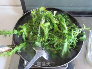 荠菜春笋的做法步骤：4