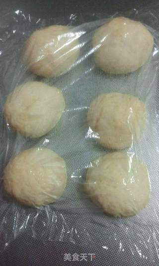 蔓越莓爱心面包的做法步骤:4