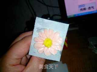 奶油霜小雏菊的做法步骤:7