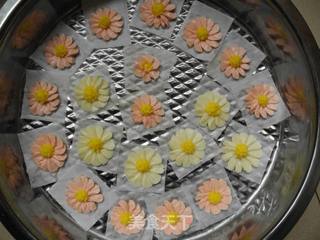 奶油霜小雏菊的做法步骤:8