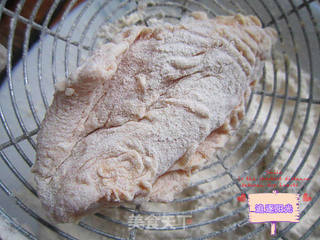 香酥炸鸡--给她(他)做千颂伊最爱的炸鸡的做法步骤:5