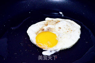 全蛋火腿三明治的做法步骤：3
