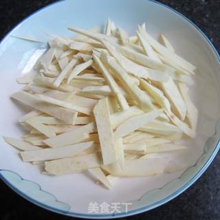炸红薯丝的做法步骤：2