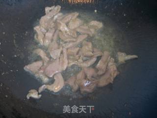 尖椒炒肉的做法步骤:3