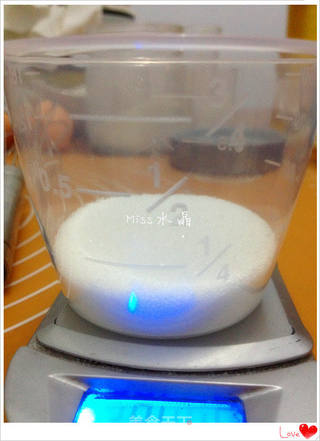 一个工具做电饭煲蛋糕的做法步骤:2
