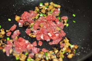 肉丁豌豆盖浇饭的做法步骤：5