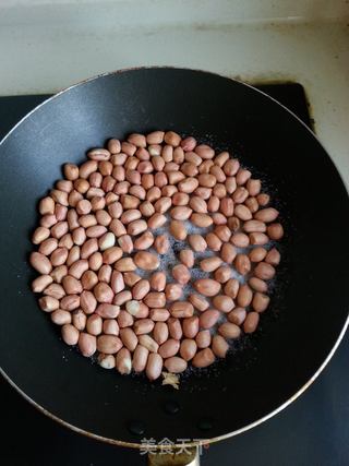盐烤花生的做法步骤:3