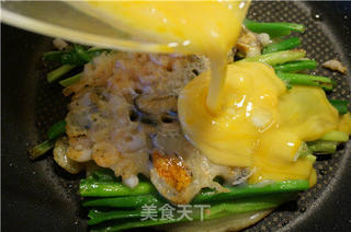 家常韩式海鲜葱饼的做法步骤:9